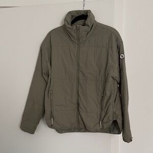 Vuori Women’s Canyon Insulated Jacket Olive Green Puffer Jacket